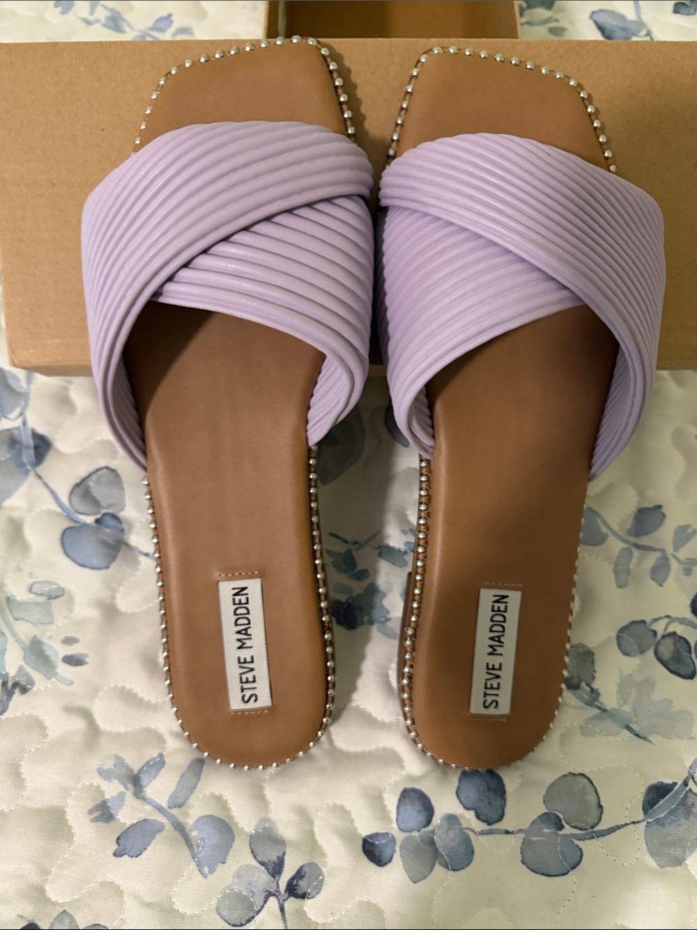 New Steve Madden Lilac Ribbed Slide Sandals size 10